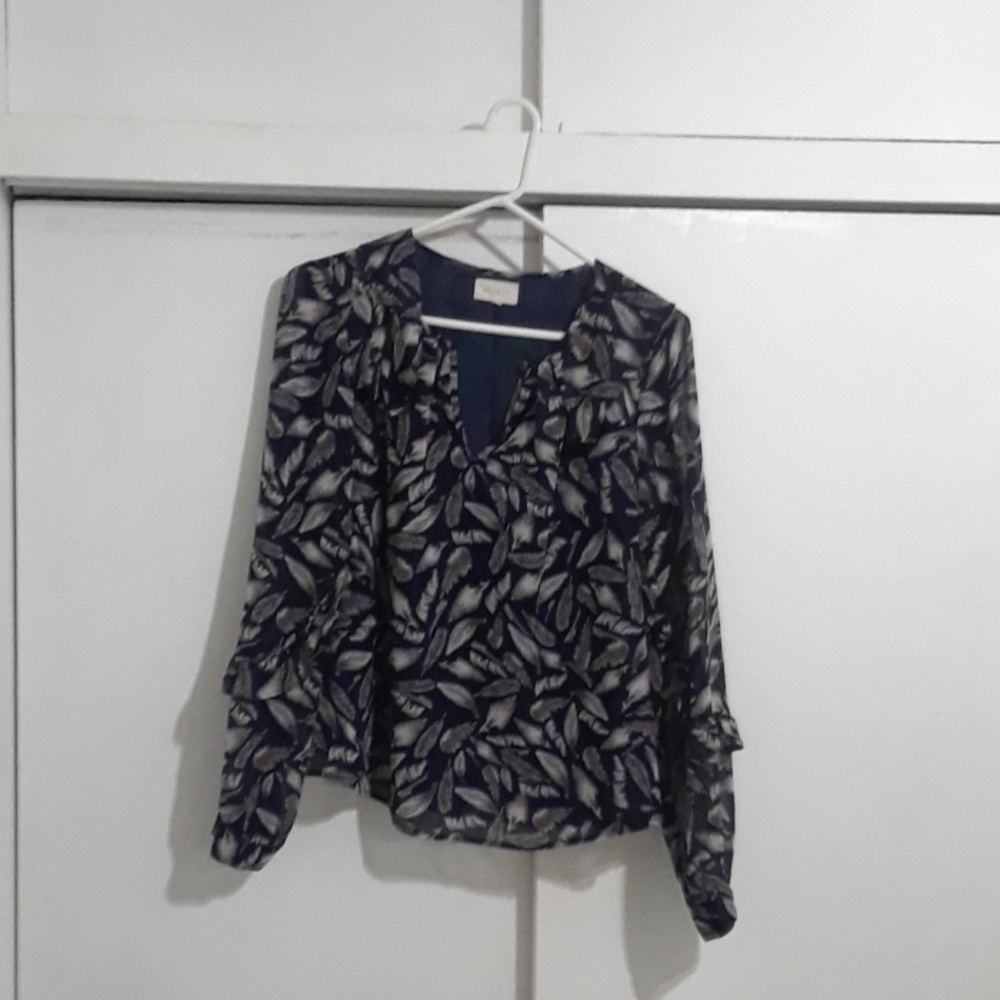 Long sleeve top